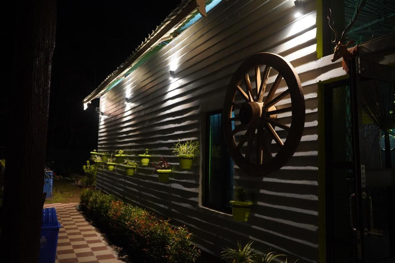 The Pugmark Wildlife Resort Jyoti Gaon Esterno foto